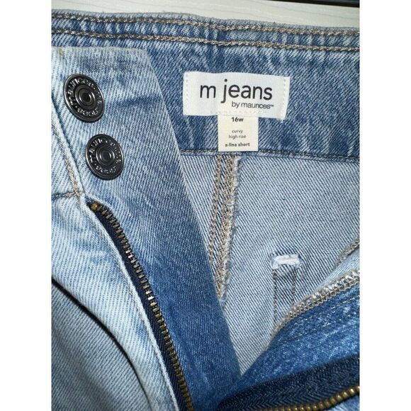 NWT m jeans by maurices™ Curvy Sculptress High Rise A Line 3.5in Short Size 16w - Picture 8 of 13